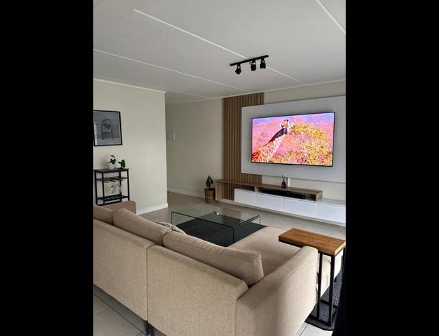 3 BEDROOM PROPERTY TO RENT IN SUNNINGDALE